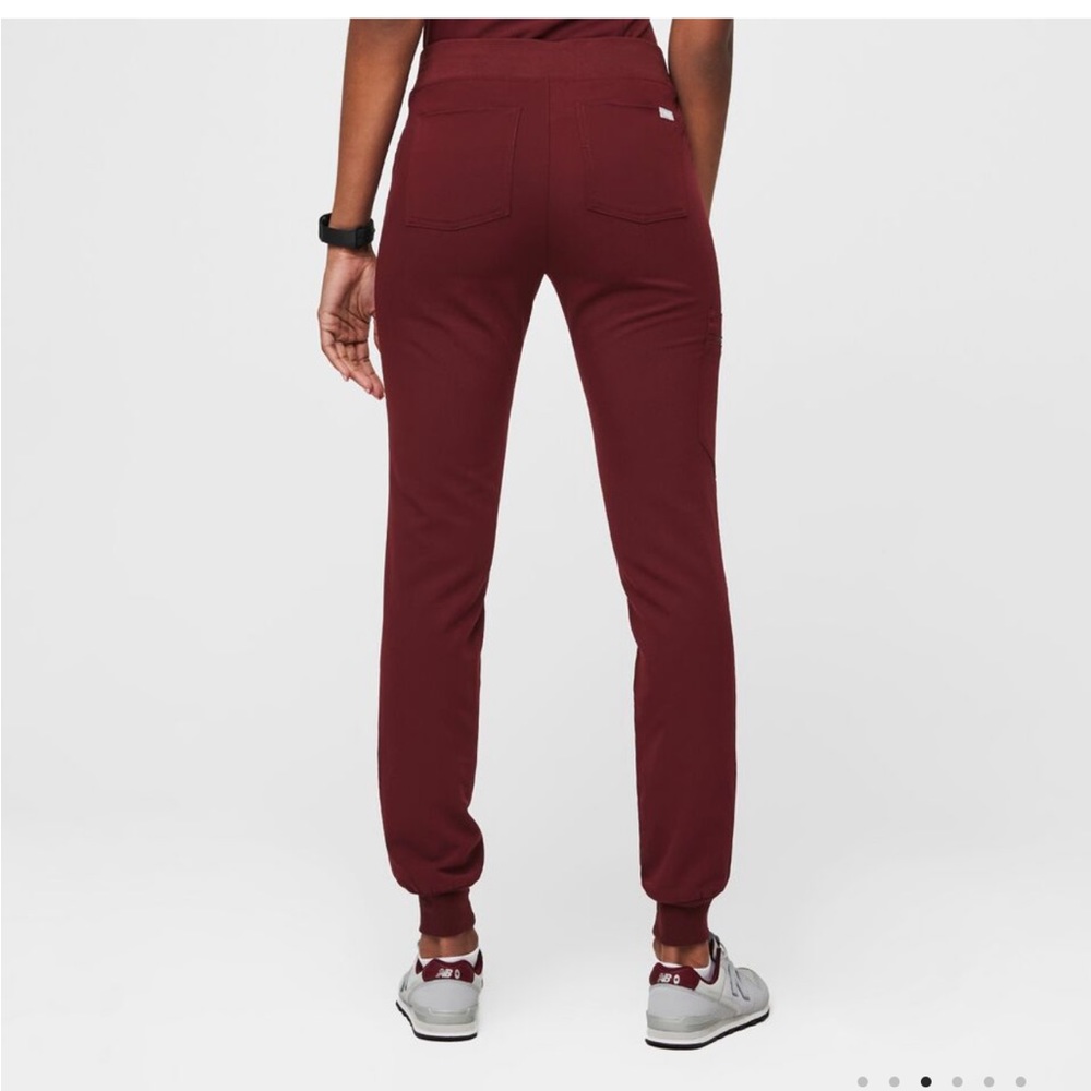 Zamora Jogger Scrub Pants Burgundy sz S. Like new